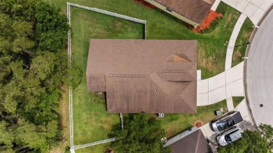 Under contract-accepting backup offers. This beautiful 3-bedroom on Lexington Oaks Golf Club in Florida - for sale on GolfHomes.com, golf home, golf lot