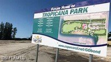 DIRECT ACCESS WITH WESTERN EXPOSURE! - NO BRIDGES! Your Paradise on Burnt Store Golf Club in Florida - for sale on GolfHomes.com, golf home, golf lot