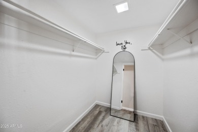 This is the one you've been looking for.
Move-in ready, totally on Dobson Ranch Municipal Golf Course in Arizona - for sale on GolfHomes.com, golf home, golf lot
