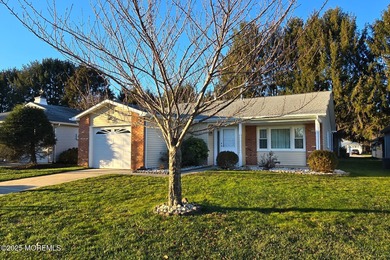 Great location close to shopping and the Parkway. Numerous on Lions Head Country Club in New Jersey - for sale on GolfHomes.com, golf home, golf lot