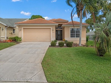 Located in Glen Lakes, this 2003 Addison Audubon maintenance on Glen Lakes Country Club in Florida - for sale on GolfHomes.com, golf home, golf lot