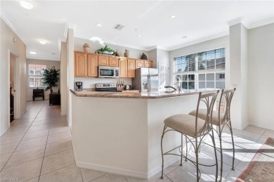 Beautiful and rarely available 3BR/2BA End-Unit TURNKEY Condo in on Naples Lakes Country Club in Florida - for sale on GolfHomes.com, golf home, golf lot