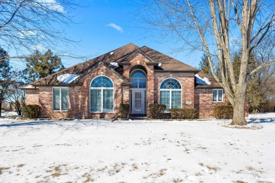 Take a look at this MOVE IN READY Ranch style 5 bedroom 3 full on Mount Hawley Country Club in Illinois - for sale on GolfHomes.com, golf home, golf lot