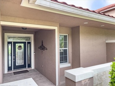 MOVE IN READY! Three bedroom, two bath, two-car garage villa in on Sun n Lake Golf and Country Club in Florida - for sale on GolfHomes.com, golf home, golf lot