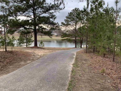 Build your dream home on this beautiful waterfront view. This on Oakview Golf and Country Club in Georgia - for sale on GolfHomes.com, golf home, golf lot