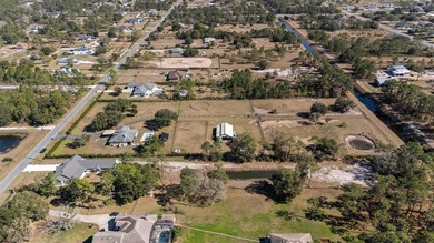 One or more photo(s) has been virtually staged. Discover serene on Wedgefield Golf Club in Florida - for sale on GolfHomes.com, golf home, golf lot