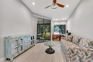 HIGHLY DESIRABLE BOBBY JONES APARTMENT. WALKING DISTANCE TO WEST on Gleneagles Golf and Country Club in Florida - for sale on GolfHomes.com, golf home, golf lot