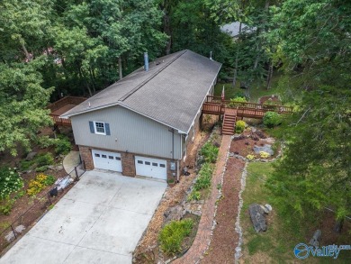 Minutes from Valley Hill Golf & Country Club, this two-story on Valley Hill Country Club in Alabama - for sale on GolfHomes.com, golf home, golf lot