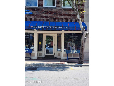 Home for Holidays! Take advantage of these Amazing Holiday on Harbour Point Golf Club in North Carolina - for sale on GolfHomes.com, golf home, golf lot