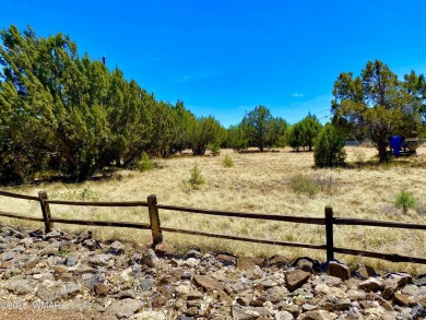 Gorgeous & level lot next to White Mountain Lake! Build your on Silver Creek Golf Club in Arizona - for sale on GolfHomes.com, golf home, golf lot