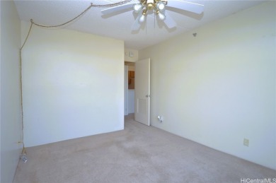 Pearl Regency in Aiea! A convenient 1 bedroom 1 bath pet on Pearl Country Club in Hawaii - for sale on GolfHomes.com, golf home, golf lot