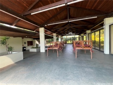 Pearl Regency in Aiea! A convenient 1 bedroom 1 bath pet on Pearl Country Club in Hawaii - for sale on GolfHomes.com, golf home, golf lot