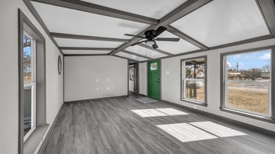 This home has been rehabbed THE RIGHT WAY! Owner has completely on Horseshoe Bend Country Club in Texas - for sale on GolfHomes.com, golf home, golf lot