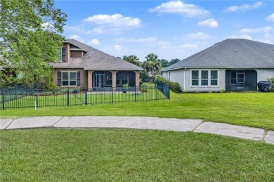 THIS SPACIOUS FOUR-BEDROOM HOME OFFERS OVER 2,700 SQUARE FEET OF on Laurel Island Links in Georgia - for sale on GolfHomes.com, golf home, golf lot