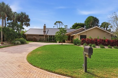 Welcome to this beautifully maintained 3-bedroom, 2-bathroom on Mariner Sands Country Club in Florida - for sale on GolfHomes.com, golf home, golf lot