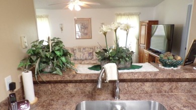 Welcome to this nice and quaint 2-bedroom home, complete with a on Schalamar Creek Golf and Country Club in Florida - for sale on GolfHomes.com, golf home, golf lot