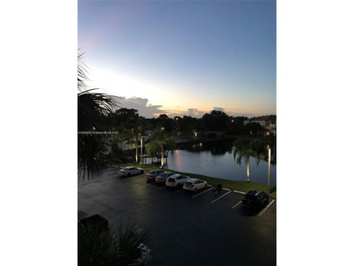 INVESTORS, GREAT OPPORTUNITY.  A Fabulous location near shopping on  in Florida - for sale on GolfHomes.com, golf home, golf lot