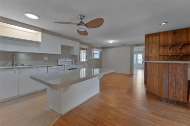 Now is your chance to live in the very popular golf community of on Highland Fairways Golf Club in Florida - for sale on GolfHomes.com, golf home, golf lot