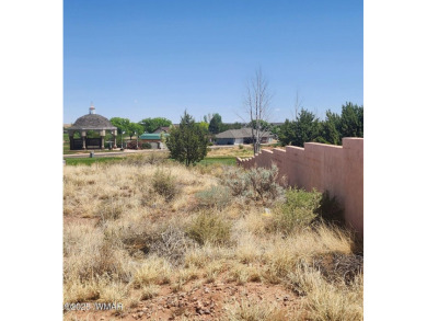 Live where you play - or simply live in a sweet community of on Snowflake Municipal Golf Course in Arizona - for sale on GolfHomes.com, golf home, golf lot