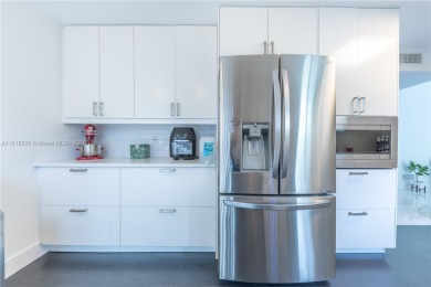 Welcome to this beautifully updated 2-bedroom, 2-bathroom villa on Bonaventure Country Club in Florida - for sale on GolfHomes.com, golf home, golf lot