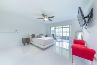 Welcome to this beautifully updated 2-bedroom, 2-bathroom villa on Bonaventure Country Club in Florida - for sale on GolfHomes.com, golf home, golf lot