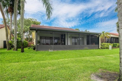 Welcome to this beautifully updated 2-bedroom, 2-bathroom villa on Bonaventure Country Club in Florida - for sale on GolfHomes.com, golf home, golf lot