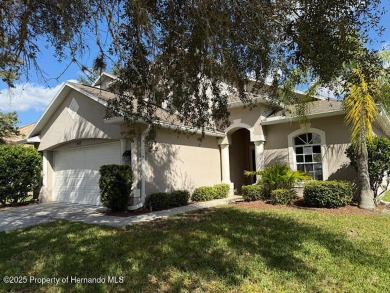 This beautiful 3 bedroom, 2.5 bath home is located in the on Hernando Oaks Golf and Country Club in Florida - for sale on GolfHomes.com, golf home, golf lot