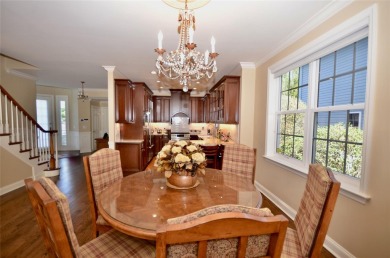 Mirasol Model | Mint Condition | The Greens at Half Hollow - 55+ on The Greens At Half Hollow in New York - for sale on GolfHomes.com, golf home, golf lot