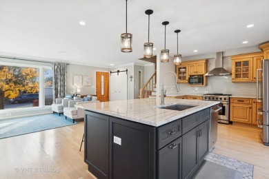 One of Glenview's most coveted streets! This rehabbed 4 bed, 3 on Glenview Park Golf Club in Illinois - for sale on GolfHomes.com, golf home, golf lot