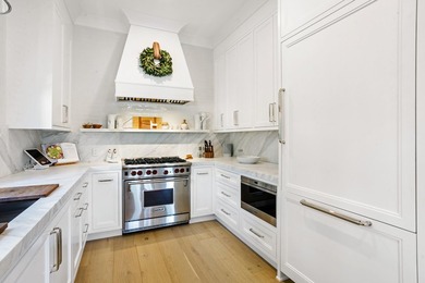 Perfectly positioned on the 18th hole in The Bear's Club, this on The Bears Club in Florida - for sale on GolfHomes.com, golf home, golf lot