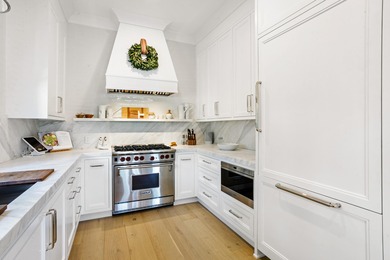 Perfectly positioned on the 18th hole in The Bear's Club, this on The Bears Club in Florida - for sale on GolfHomes.com, golf home, golf lot