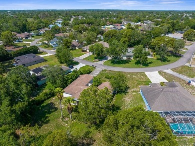 Under contract-accepting backup offers. INVESTOR SPECIAL. Great on Spring Hill Golf Course in Florida - for sale on GolfHomes.com, golf home, golf lot