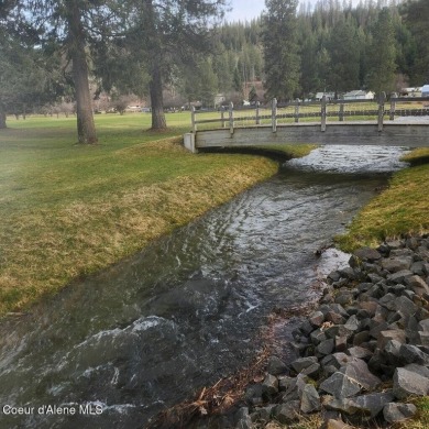 Custom large home located right on the 7th fairway of the on The Pinehurst Golf Course in Idaho - for sale on GolfHomes.com, golf home, golf lot