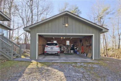 This ranch home over a crawl space sits on 1.03 acres in a quiet on Bent Tree Golf Course in Georgia - for sale on GolfHomes.com, golf home, golf lot