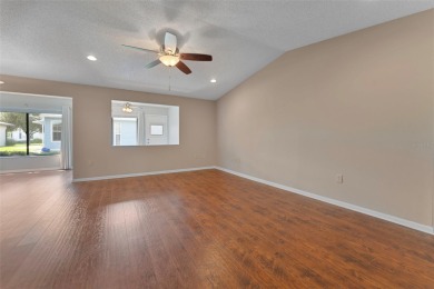 Very nice home in the popular mid-Florida retirement golf on Highland Fairways Golf Club in Florida - for sale on GolfHomes.com, golf home, golf lot