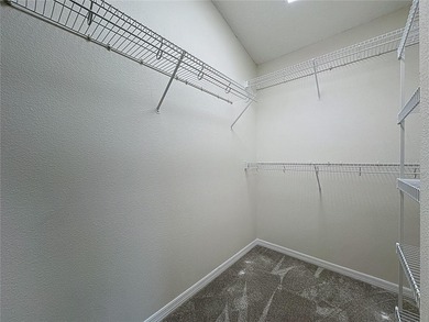 BEAUTIFULLY REMODELED .. MUST SEE!!  Welcome to the highly on Kings Ridge Golf Club in Florida - for sale on GolfHomes.com, golf home, golf lot