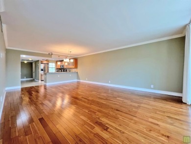 Beautifully updated sixth floor corner unit condo in Palm Aire's on Palm-Aire Country Club and Resort - The Oaks in Florida - for sale on GolfHomes.com, golf home, golf lot
