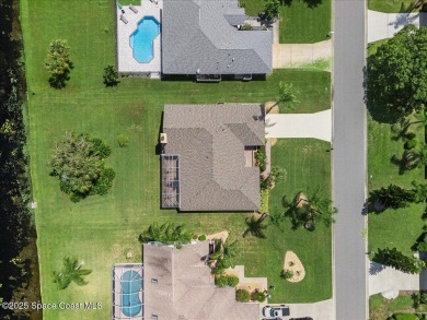 LAKEFRONT LIVING IN THE HEART OF SUNTREE! Nestled on a spacious on Baytree National Golf Links in Florida - for sale on GolfHomes.com, golf home, golf lot