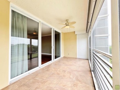 Beautifully updated sixth floor corner unit condo in Palm Aire's on Palm-Aire Country Club and Resort - The Oaks in Florida - for sale on GolfHomes.com, golf home, golf lot