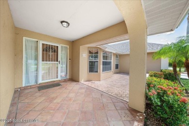 LAKEFRONT LIVING IN THE HEART OF SUNTREE! Nestled on a spacious on Baytree National Golf Links in Florida - for sale on GolfHomes.com, golf home, golf lot