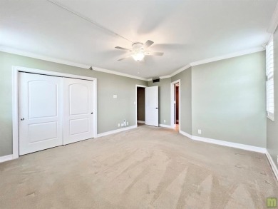 Beautifully updated sixth floor corner unit condo in Palm Aire's on Palm-Aire Country Club and Resort - The Oaks in Florida - for sale on GolfHomes.com, golf home, golf lot