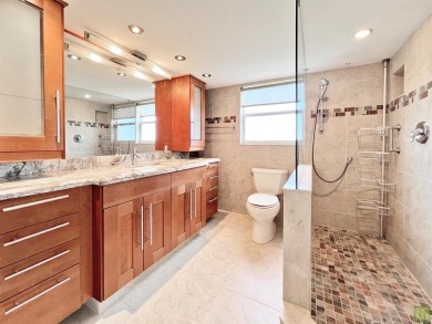 Beautifully updated sixth floor corner unit condo in Palm Aire's on Palm-Aire Country Club and Resort - The Oaks in Florida - for sale on GolfHomes.com, golf home, golf lot