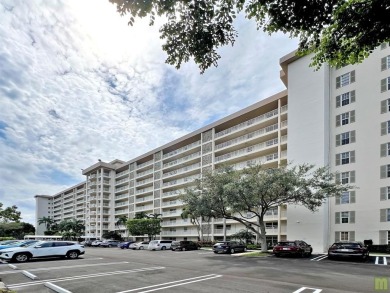 Beautifully updated sixth floor corner unit condo in Palm Aire's on Palm-Aire Country Club and Resort - The Oaks in Florida - for sale on GolfHomes.com, golf home, golf lot