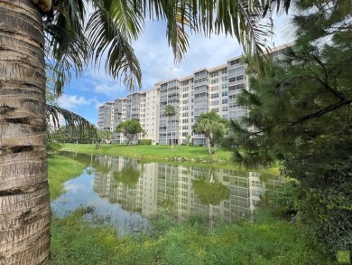 Beautifully updated sixth floor corner unit condo in Palm Aire's on Palm-Aire Country Club and Resort - The Oaks in Florida - for sale on GolfHomes.com, golf home, golf lot
