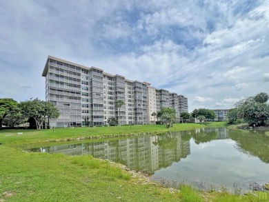 Beautifully updated sixth floor corner unit condo in Palm Aire's on Palm-Aire Country Club and Resort - The Oaks in Florida - for sale on GolfHomes.com, golf home, golf lot