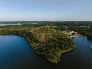Central views of the lake define this property. Lot 11 aka on Twisted Oaks Golf Club in Texas - for sale on GolfHomes.com, golf home, golf lot