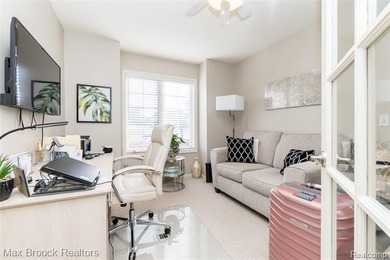 Welcome to The Villas at Beacon Hill--an updated, rare 4-bedroom on Beacon Hill Golf Club in Michigan - for sale on GolfHomes.com, golf home, golf lot