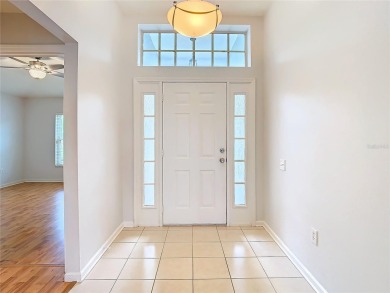 Under contract-accepting backup offers. Charming, Convenient on Lexington Oaks Golf Club in Florida - for sale on GolfHomes.com, golf home, golf lot