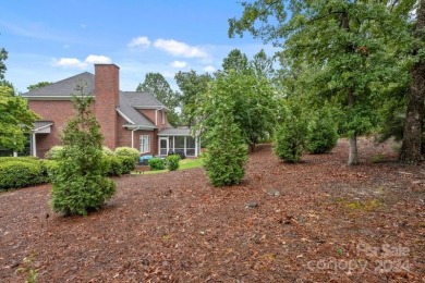 All brick/stone home in upscale Woodcreek Farms community. Enjoy on The Members Club At Woodcreek in South Carolina - for sale on GolfHomes.com, golf home, golf lot