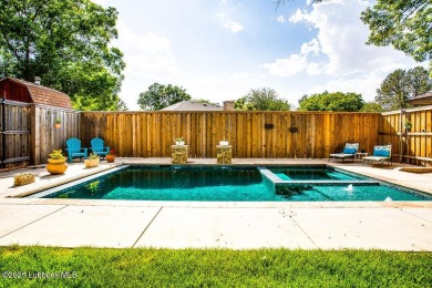 Step into remodeled comfort and style in this beautifully on LakeRidge Country Club in Texas - for sale on GolfHomes.com, golf home, golf lot
